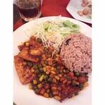 ジャムロック カフェ アンド レストラン - 豆腐と野菜のＢＢＱソース炒め