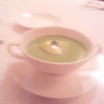 シェムラブルリス - グリーンピースとえだまめの冷製スープ