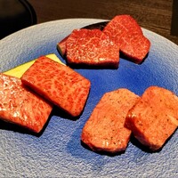 焼肉 牛印 新宿店 - タン、ヒレ、イチボは全部厚切り！！