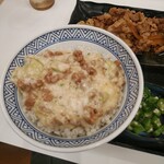 Yoshinoya - 麦とろに納豆を混ぜて