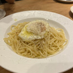 小さな町のなかのレストラン bistro - 