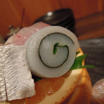 魚菜 由良 - 向付　ズームアップ