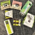 寿月堂 - 抹茶フィナンシェ、フランボワーズフィナンシェ、抹茶ロール、抹茶水ようかん、抹茶ショコラ、抹茶チョコレート、抹茶ラングドシャ