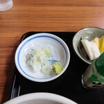 利喜庵 - 薬味は別皿で。