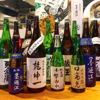 At the Sendai main store, we have a wide selection of brands unique to Miyagi, which has a long history of sake breweries.