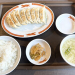 タイガー餃子会館 - スタンダード餃子定食8個900円税込