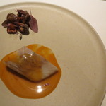 ライラ - 大阪府産の一本釣りの天然鱸 ソース・ブイヤベース ジロール3