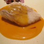 ライラ - 大阪府産の一本釣りの天然鱸 ソース・ブイヤベース ジロール4