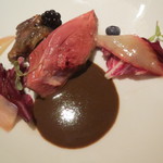 ライラ - 仏・ランド産のピジョン ソース・サルミ レッド・アンディーブ トレビス ベリー1