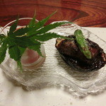 はせ川 - ナスと牛肉ステーキ・・牛肉ステーキは味噌ダレで焼いており、厚みがあってジューシーです・・・究極のコラボ(*´∀｀)