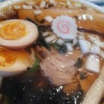 鳥人 - しょうゆに煮玉子アップ