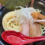 Ishiyaki ramen bushi - 麺とトッピング