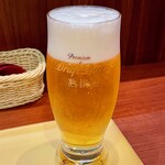 Grill maruyoshi - アサヒプレミアム生ビール 熟撰 中 680円