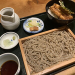 Teuchi Soba Dokoro Taniya - ランチメニュー　穴子天丼とおそば♪