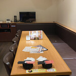 バリヤスサカバ 獨協大学前東口駅前店 - 