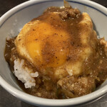 ningyouchoutoku - 半熟たまごカレー丼がマタ美味いんだわ