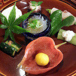 旅館 くらしき - 8月葉月の献立（御旬菜）7品