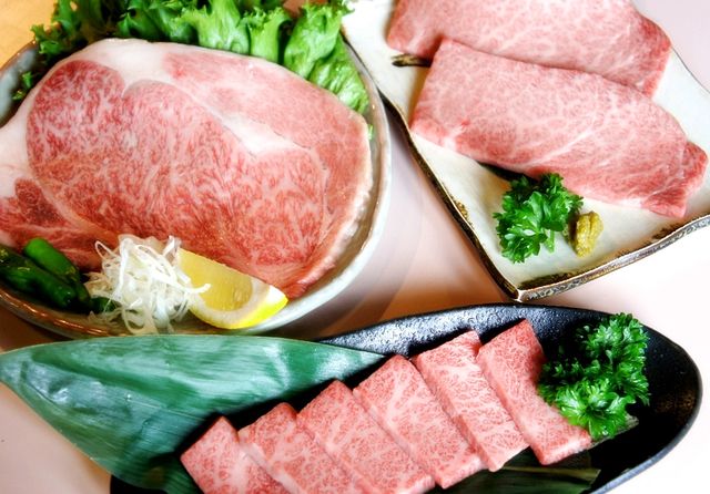 やきにくのチャンプ - 緑が丘（焼肉）の写真