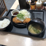 Matsuno ya - 鬼おろしポン酢ロースかつ定食（特例企画）500円