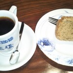 雪詩慕雲 - 雪詩慕雲ブレンド、紅茶のシフォンケーキ。