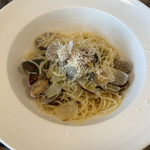 BISTRO POISSON ROUGE - 