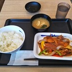 松屋 - ロモサルタード定食