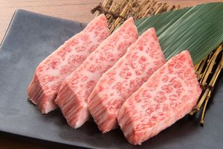 Yakiniku A Buru. - 稀少部位やA5ランクのお肉もリーズナブルにご用意しております。