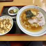 京八 - Bランチ ラーメンとミニ麻婆丼 650円
