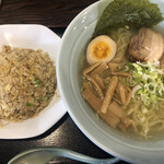 Popai - ラーメン+半チャーハンの全容