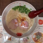 とんこつラーメン専門 八味豚骨 - 