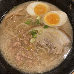 らーめん紫龍 - 紫龍ラーメン　900円