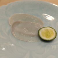 すし 良月 - 鮑の貝柱の薄造り