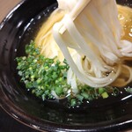 本格派博多うどん はし田たい吉 - 