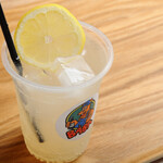 バインミーバーバー - ドリンク写真:バーバーレモン