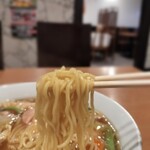 Chuukakicchin Keirin - 麺アップ