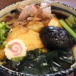 きしめん専門店 いこま - 色どり 幅広麺 850円税込　アップ