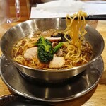 古町 田じ - お田じまらーめん（細麺）