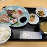 道の駅 ごいせ仁摩 - 本日のお刺身定食
