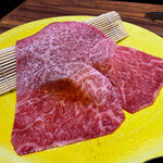 焼肉USON - 極上大判サーロイン（1枚 2,100円）