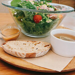 くぬぎの森交流プラザ - 