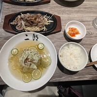 焼肉&手打ち冷麺 二郎 KANAYAMA - 