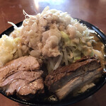 ラーメン二郎 - 大ラーメン　にんにくマシマシ・脂マシマシ。