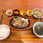 Korean Restaurant 210 - 