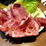 焼肉・ｽﾃｰｷ みーとがぁでん - 