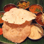 ダバ インディア - 休日のランチミールス(1600円)