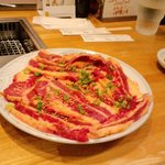 山形牛ステーキ＆焼肉 かかし - カルビ・・・お安いのです♪充分美味しくいただけます。