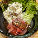 和酒・煮込み らいどん - ポテサラ・ローストビーフ