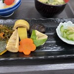 港屋 - お遍路ご飯は野菜中心の精進料理ですよ・・・