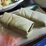 レストランよしの川 - ごはんの代わりの柿の葉すし　