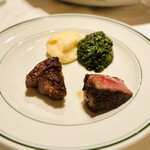 ウルフギャング・ステーキハウス 丸の内店 - マッシュポテト&クリームスピナッチと共に